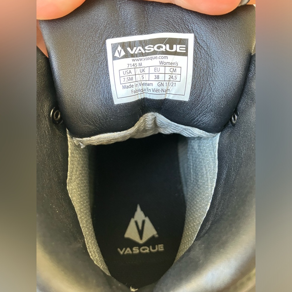[NWT] VASQUE - St. Elias FG GTX Women’s Waterproof Hiking Boot - Picture 11 of 12